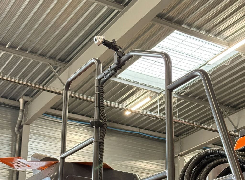 pose de caméra engin